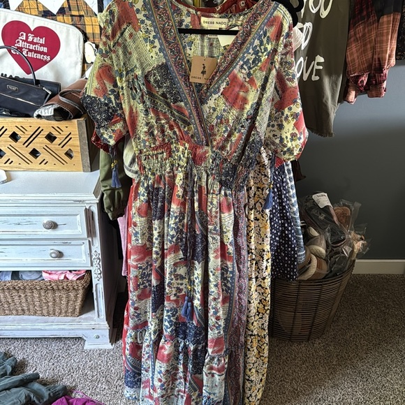 Dress NAOO size small nwt 
Boho floral lightweight dress or coverup - Picture 5 of 8